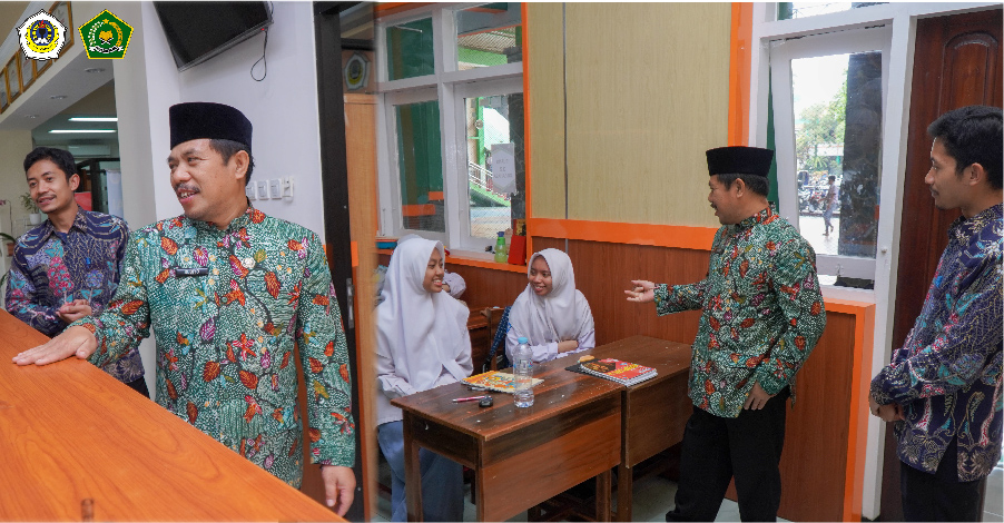 Kanwil Kemenag Provinsi Jawa Timur, Lakukan Penilaian Kebersihan di MAN 1 Kota Malang